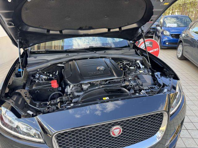 JAGUAR F-Pace 2.0d 180cv auto my18