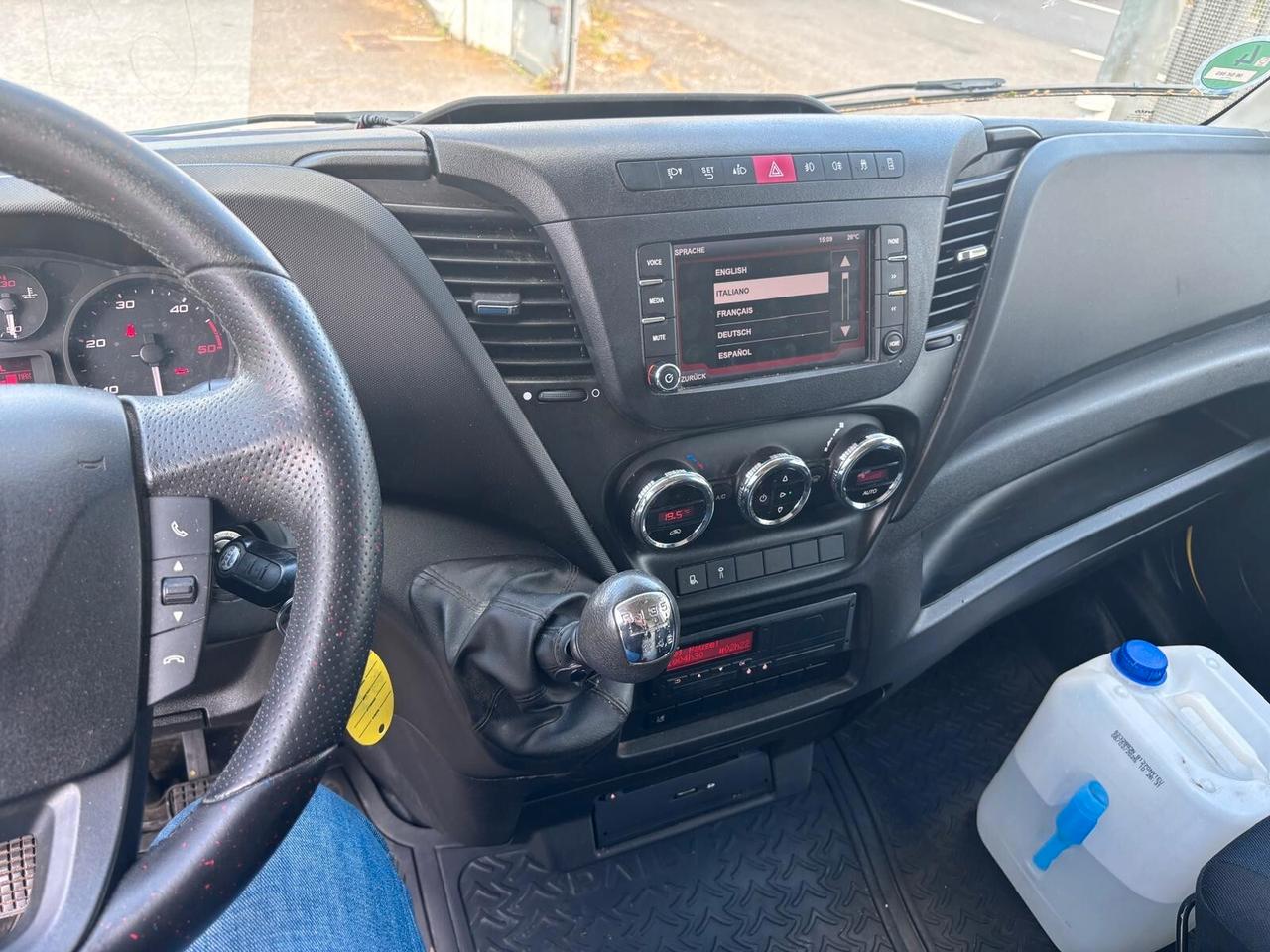 Iveco Daily 72 C 150 Furgone e sponda caricatrice
