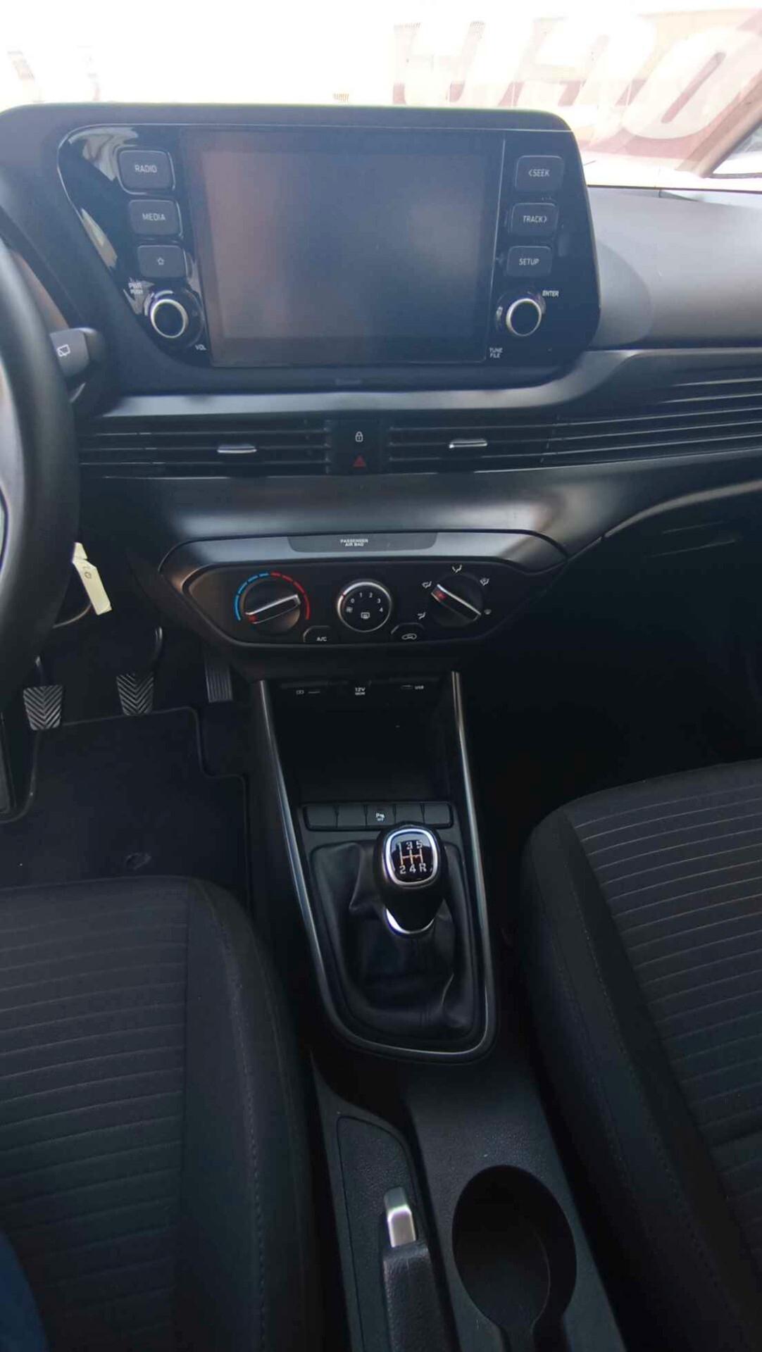 HYUNDAI i20 1.2 BZ - OK NEOPATENTATI - UNICO PROP.