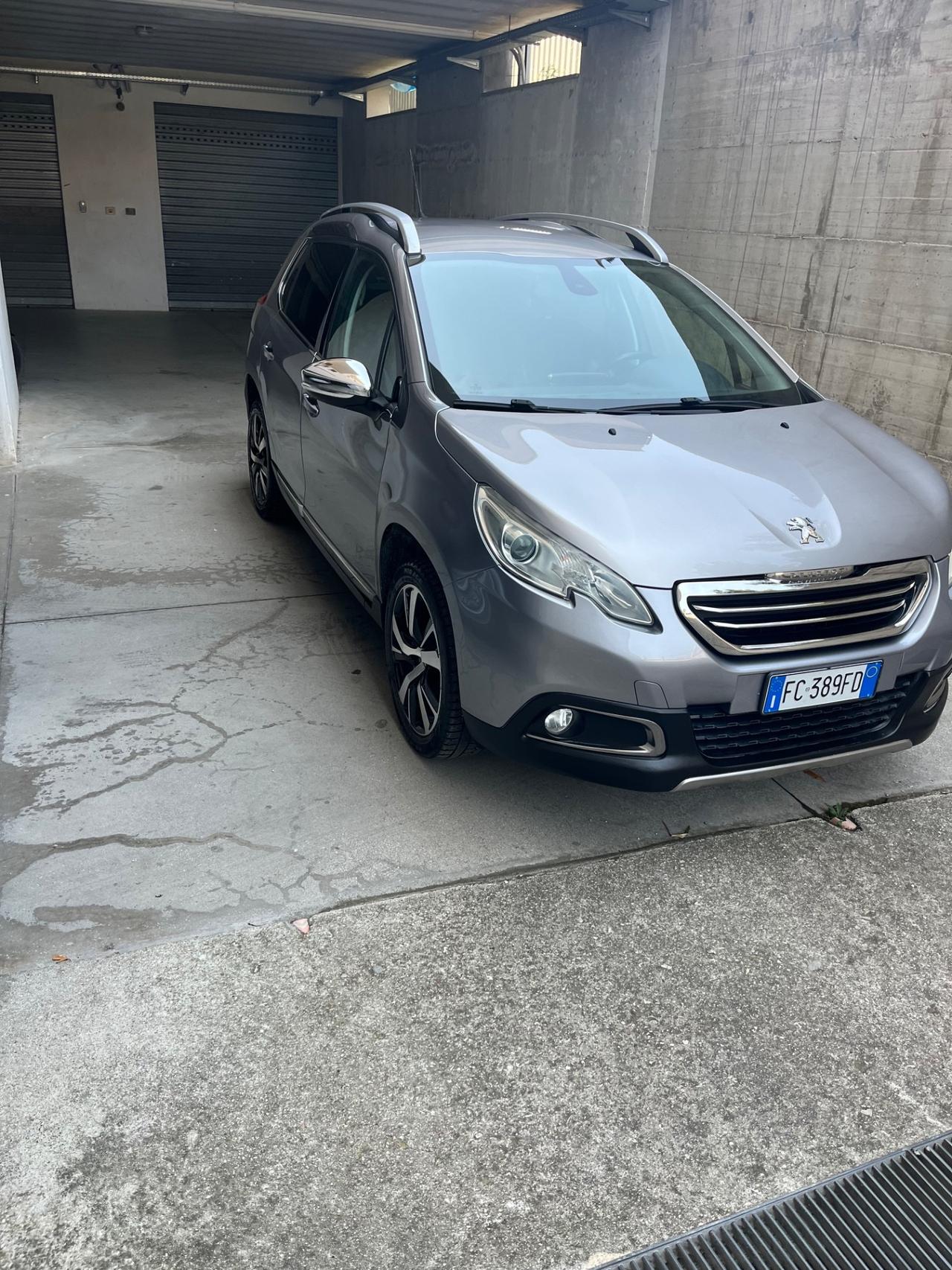 Peugeot 2008 BlueHDi 100 Allure
