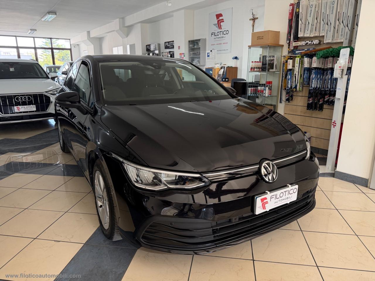 VOLKSWAGEN Golf 2.0 TDI 150CV DSG SCR Life FULL | USATO GARANTITO