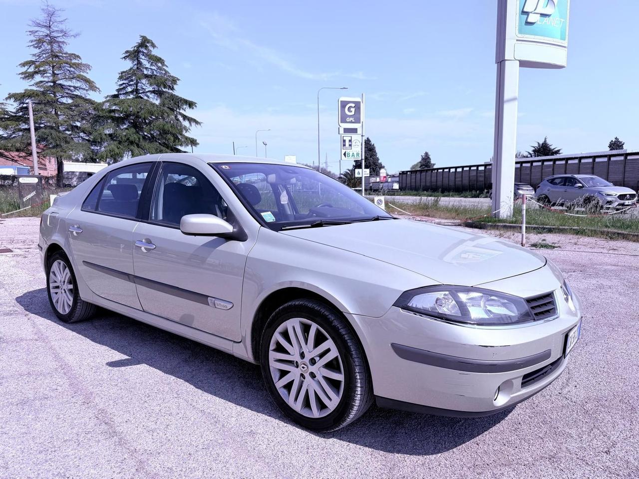Renault Laguna 1.9 dCi Initiale