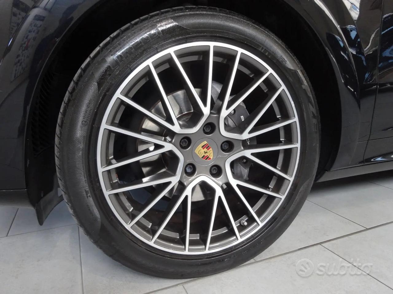 Porsche Cayenne Coup