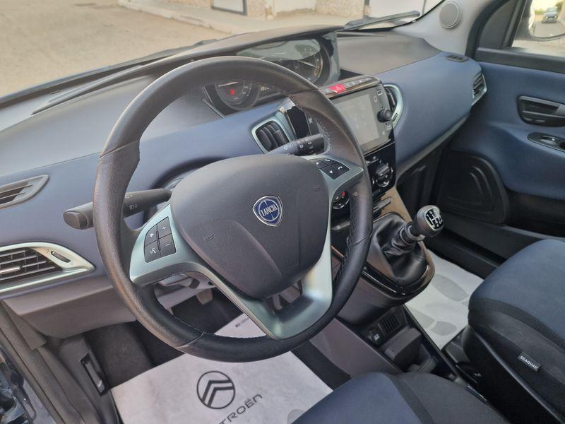 LANCIA Ypsilon III 2021 - Ypsilon 1.0 firefly hybrid Platino s&s 70cv
