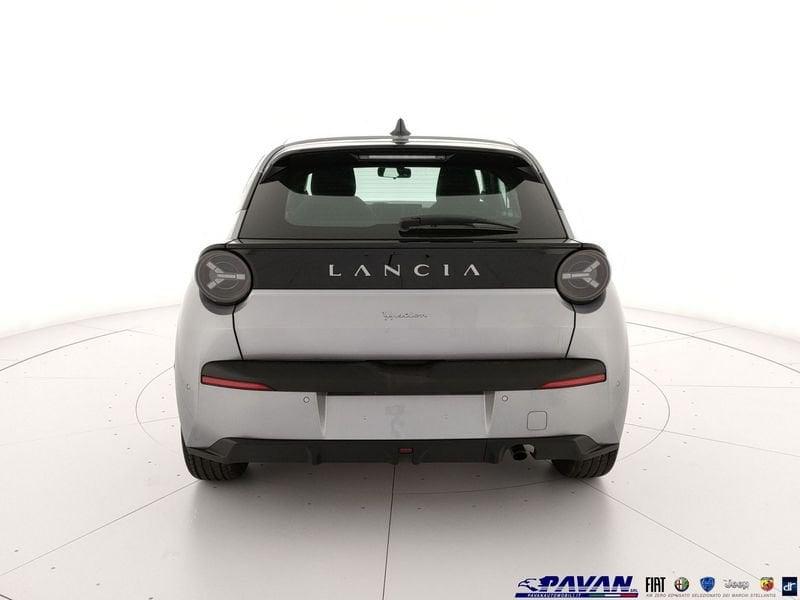 Lancia Ypsilon 1.2T Hybrid 110cv eDCT