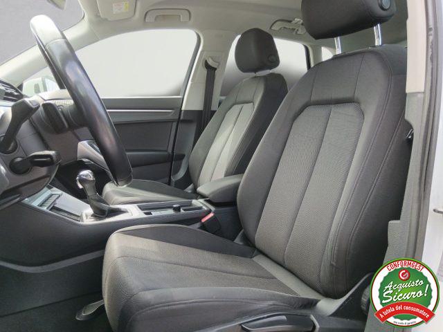 AUDI Q3 35 TDI Business Advanced