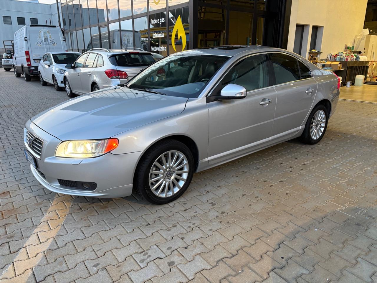 Volvo S80 2.4 D5 185 CV Summum
