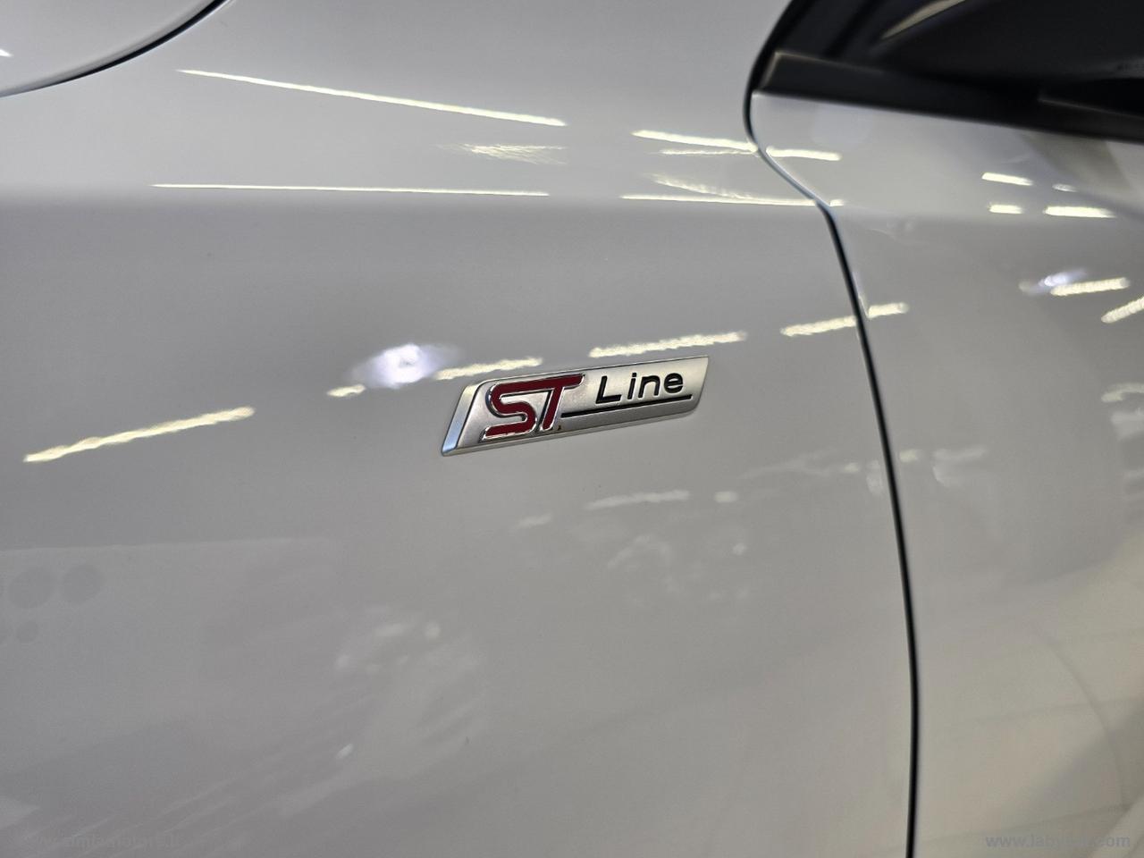 FORD Focus 1.0 EcoBoost Hybrid 125CV 5p.ST L.