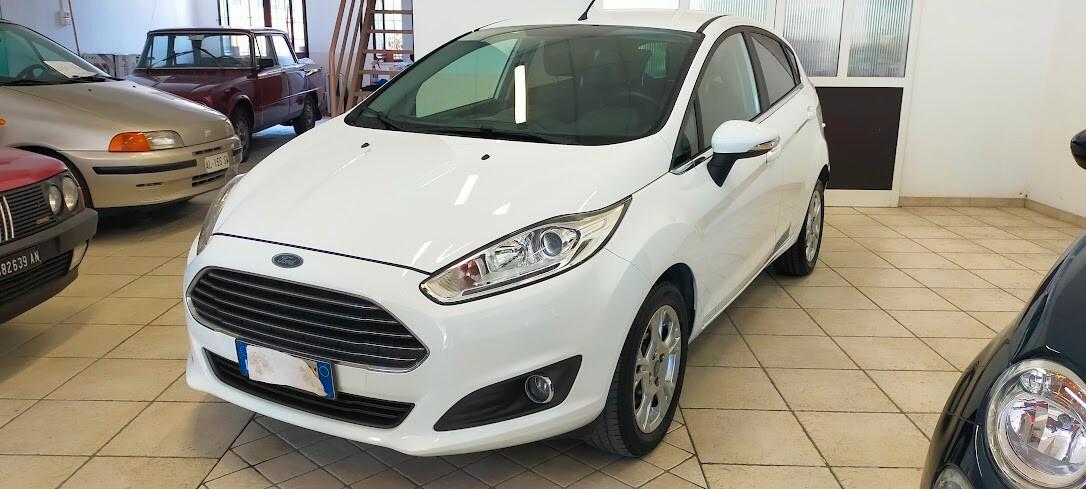 Ford Fiesta 1.4 5p. Bz.- GPL Titanium