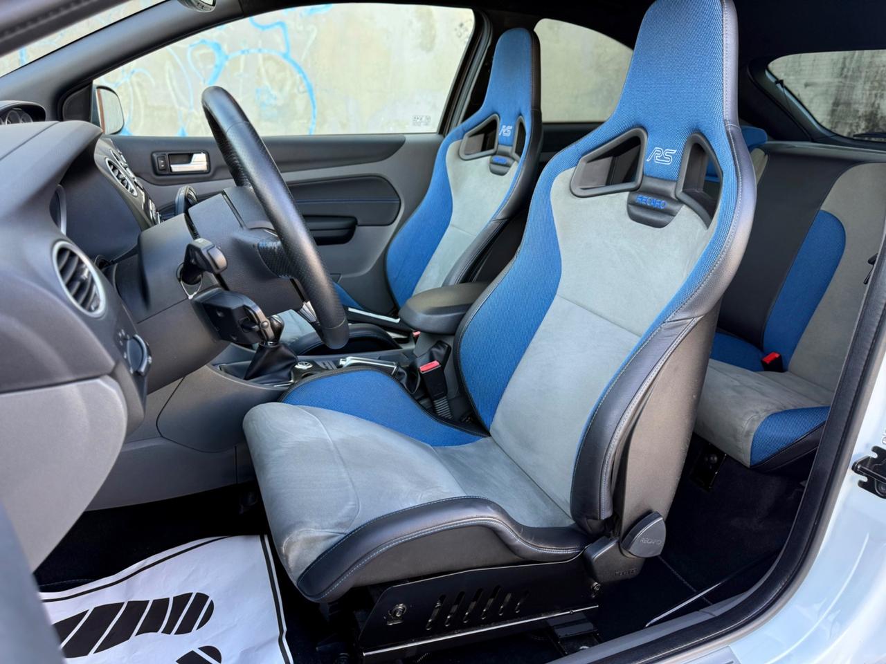 Ford Focus RS MK2 WHITE EDITION 2.5 5 CILINDRI TURBO 305CV