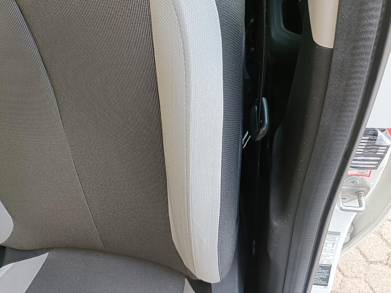 Toyota Aygo 1.0 VVT-i 69 CV 5 porte x-business