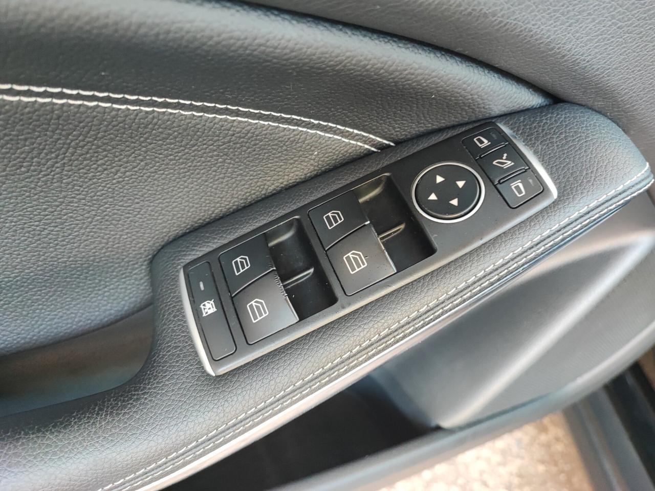 Mercedes-benz GLA 200 CDI Automatic Premium