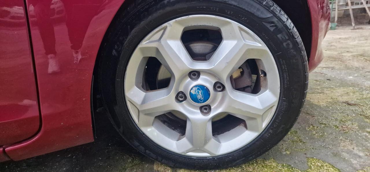 Ford Fiesta 1.4 5 porte Bz.- GPL Titanium