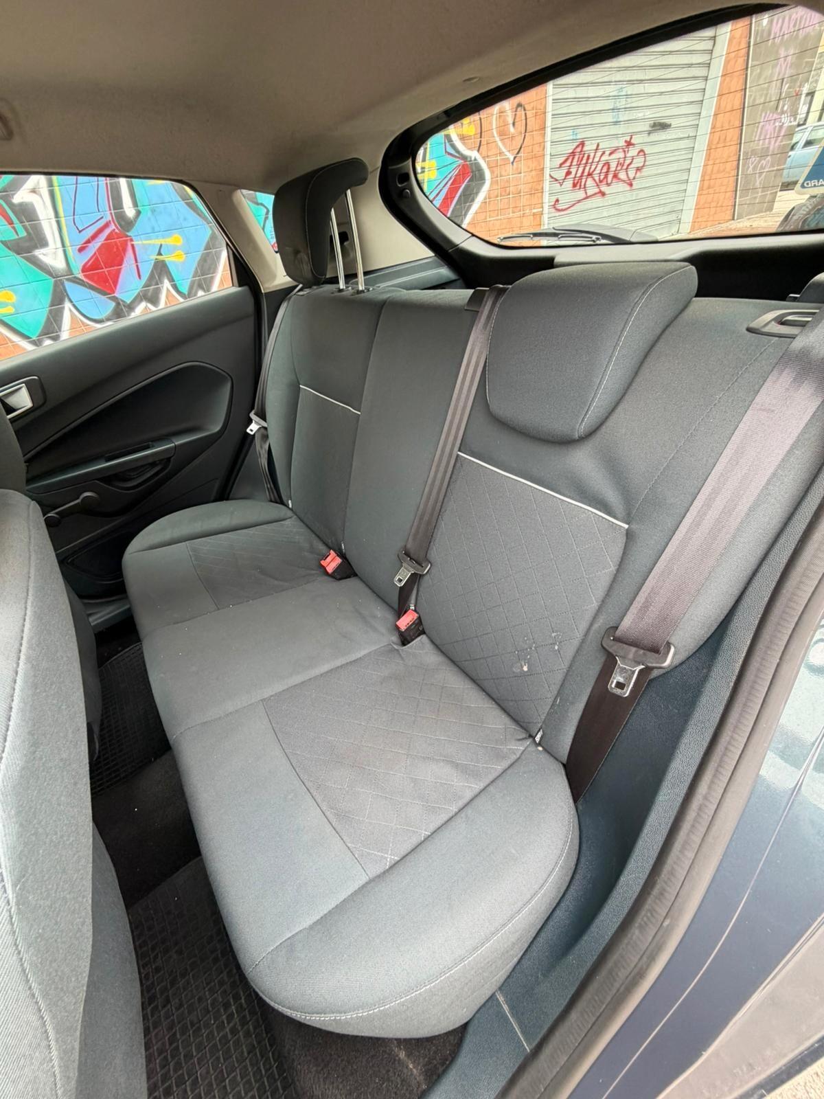 Ford Fiesta 1.2 BENZ/GPL
