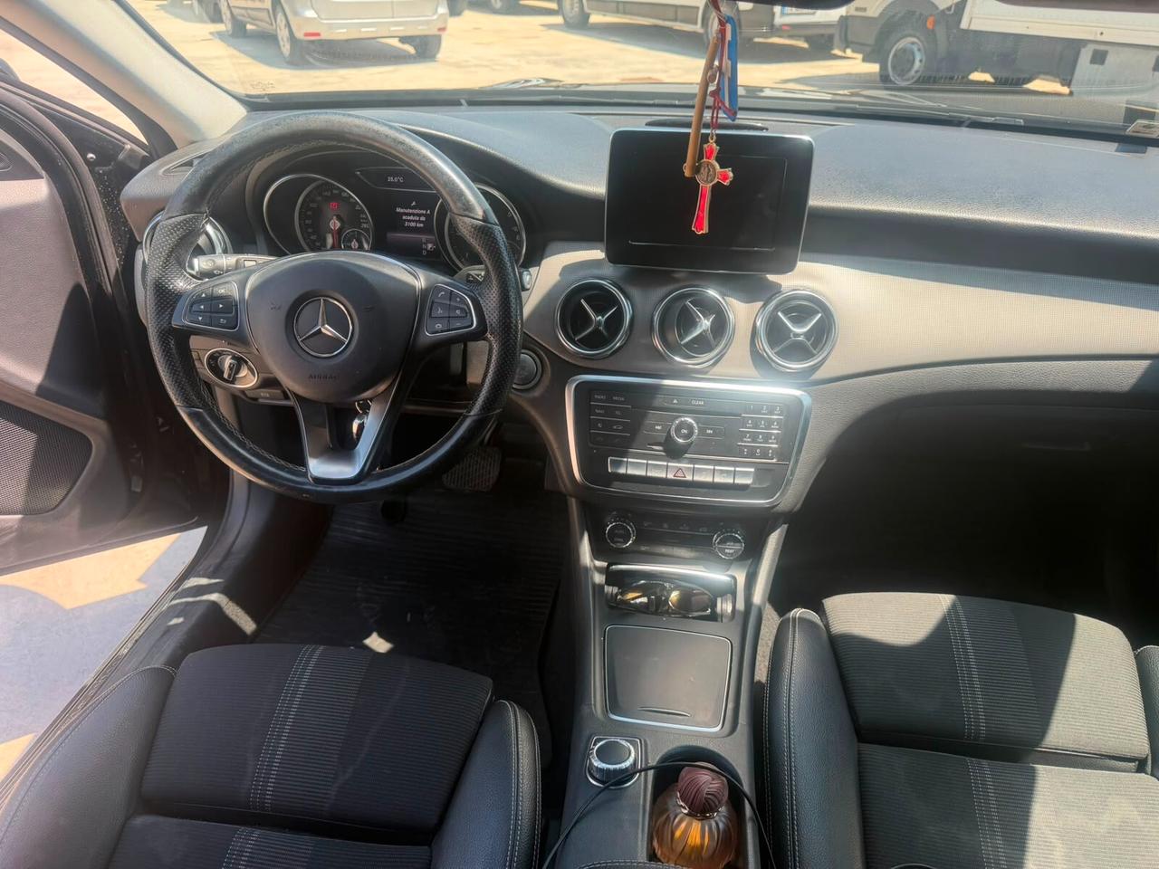 Mercedes-benz GLA 200 d Automatic Premium
