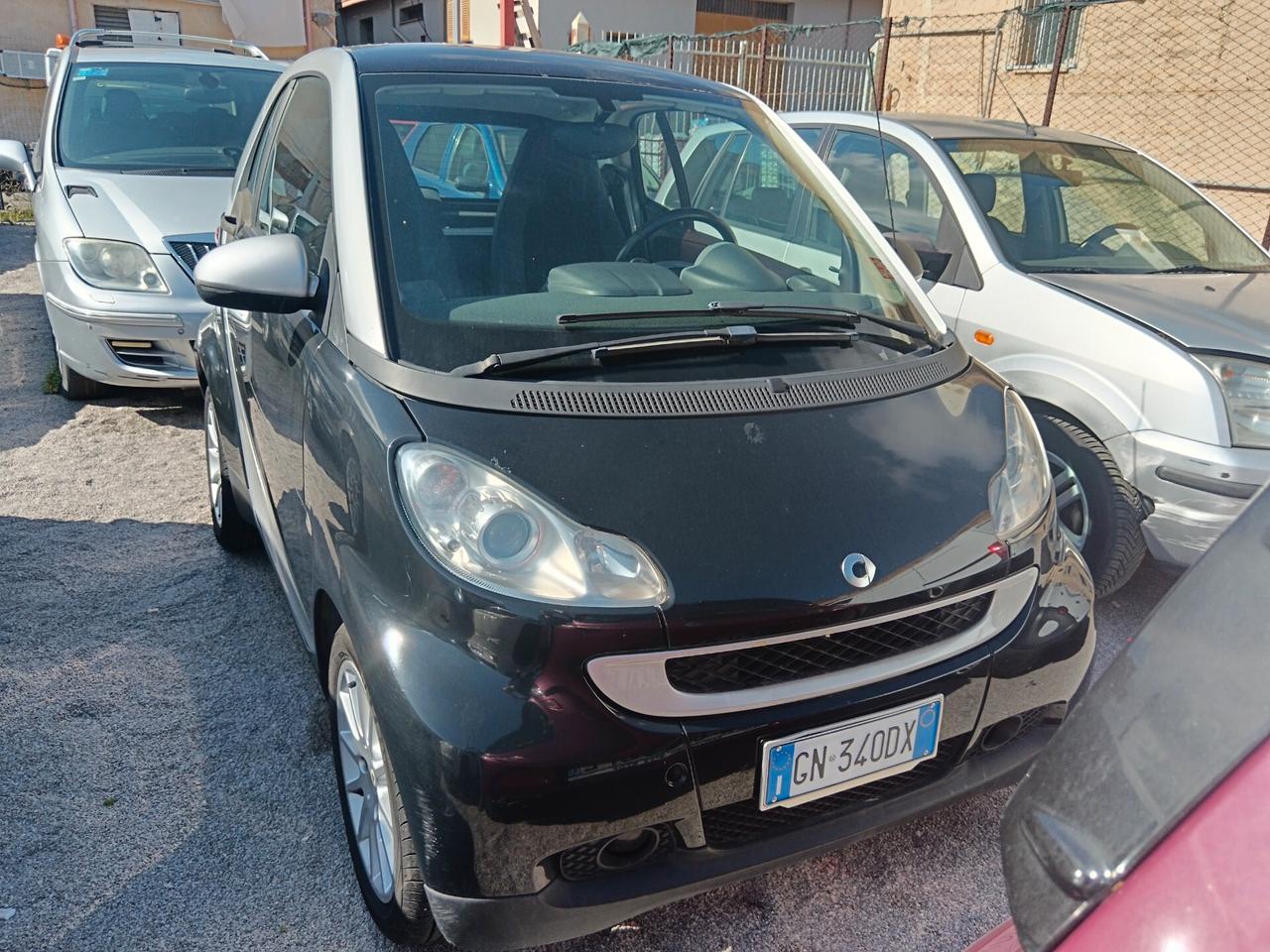 Smart ForTwo 1000 62 kW coupé passion