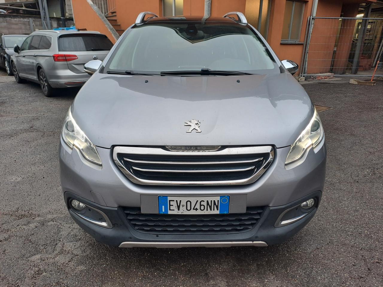 PEUGEOT 2008 1.6 HDI 115 cv *OK NEOPATENTATI*