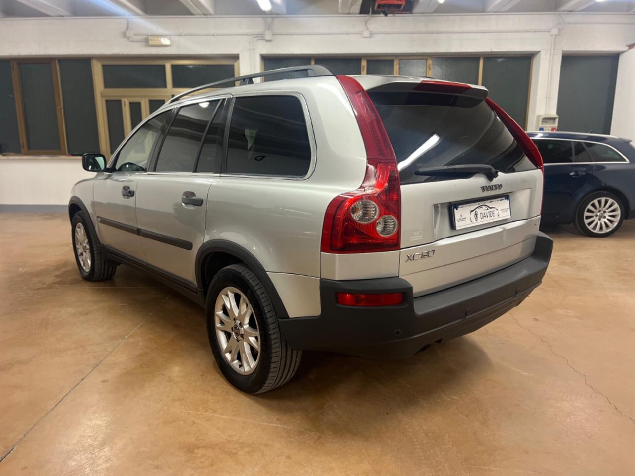 Volvo XC 90 XC90 2.4 D5 185 CV AWD Momentum
