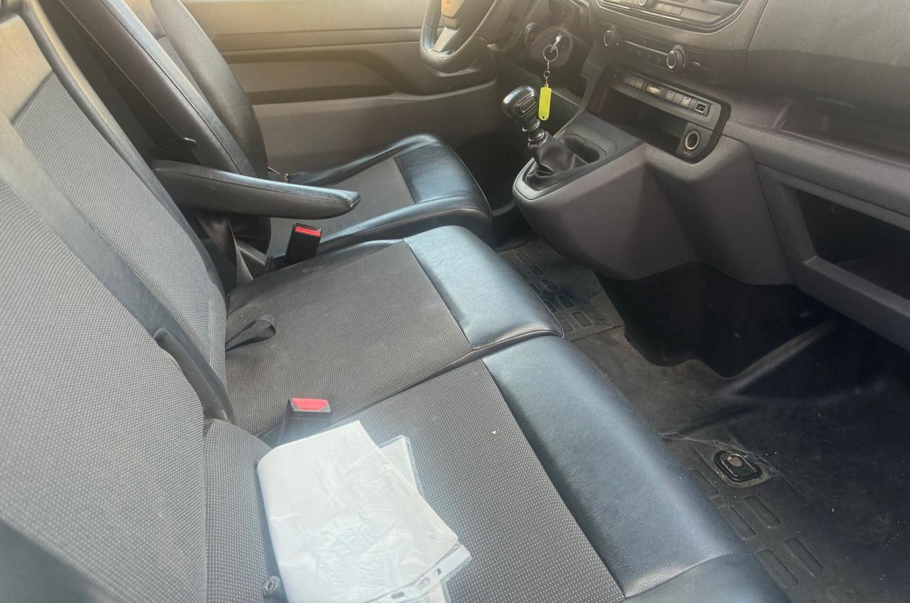 Opel Vivaro 1.5 Diesel SINISTRATO/FUSO