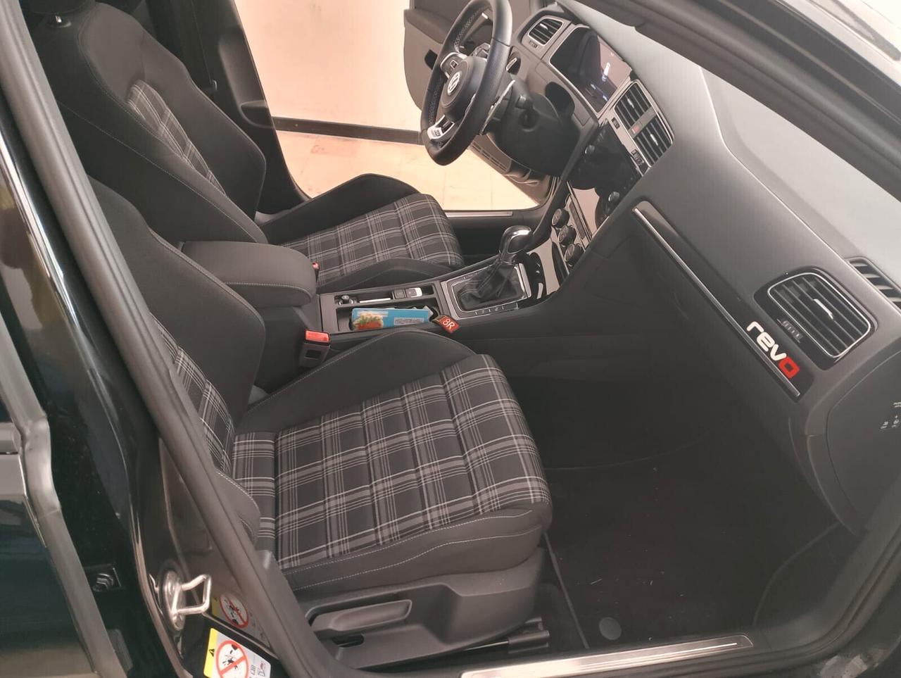 Volkswagen Golf GTD 2.0 TDI DSG 5p. BlueMotion Technology