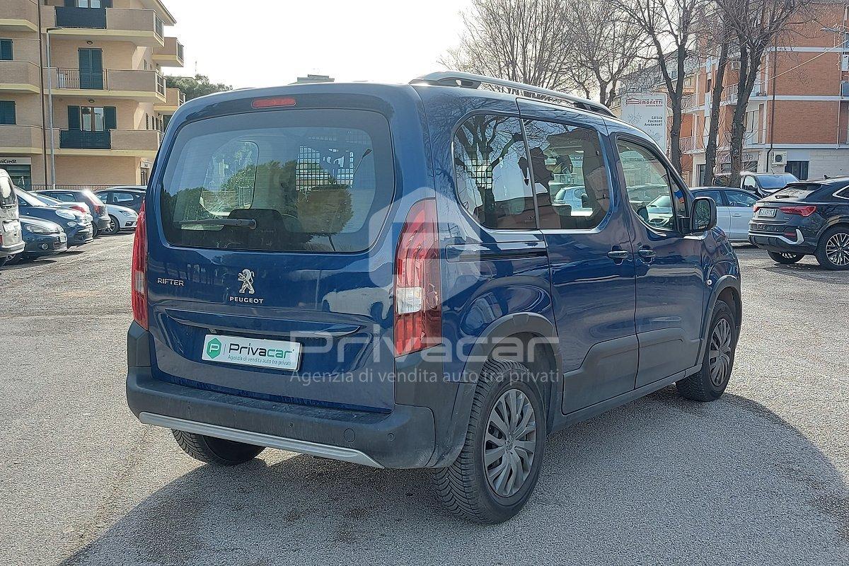 PEUGEOT Rifter Mix BlueHDi 130 S&S PC Allure Standard