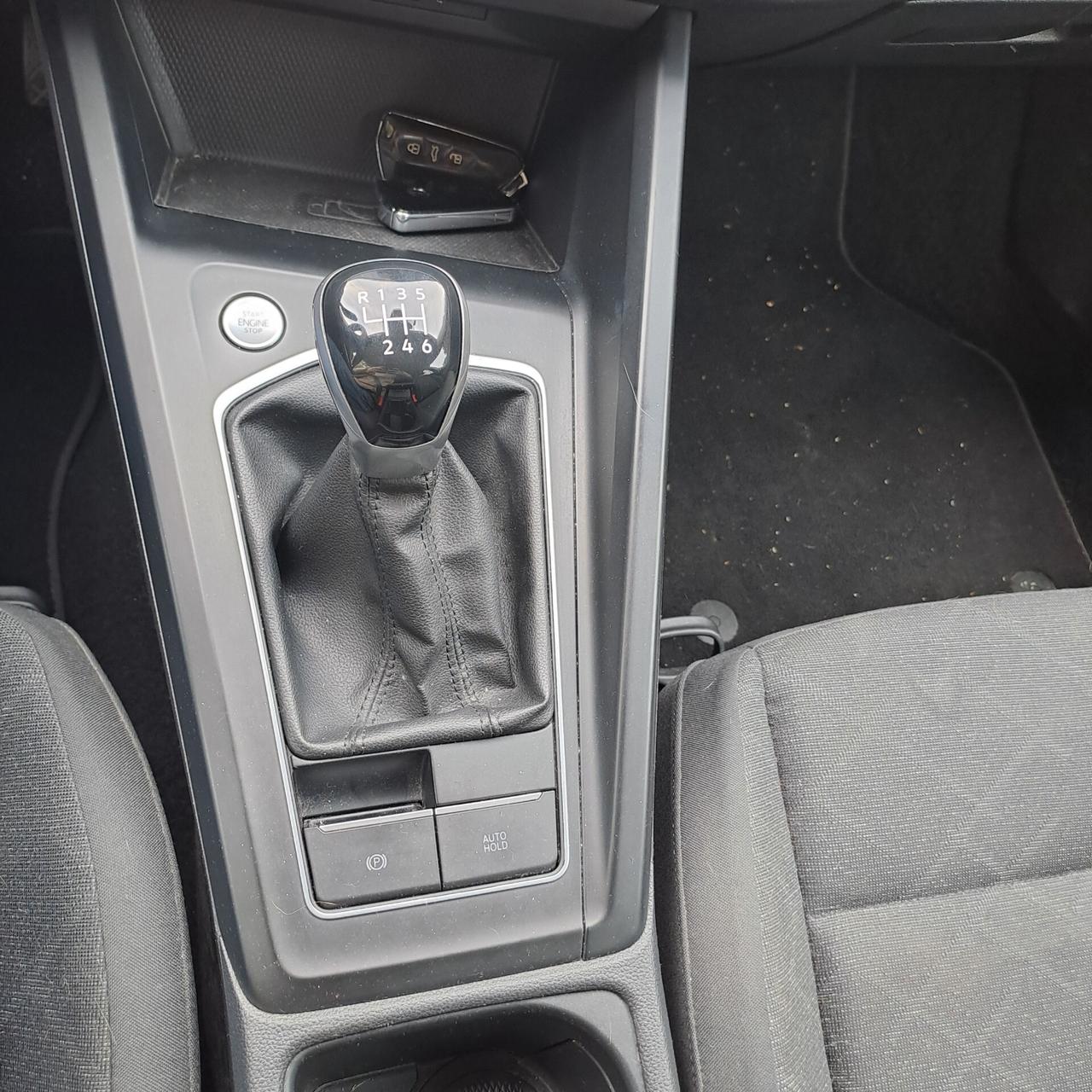 VW GOLF 8- 2.0 TDI - FULL OPT -NEOPATENTATI