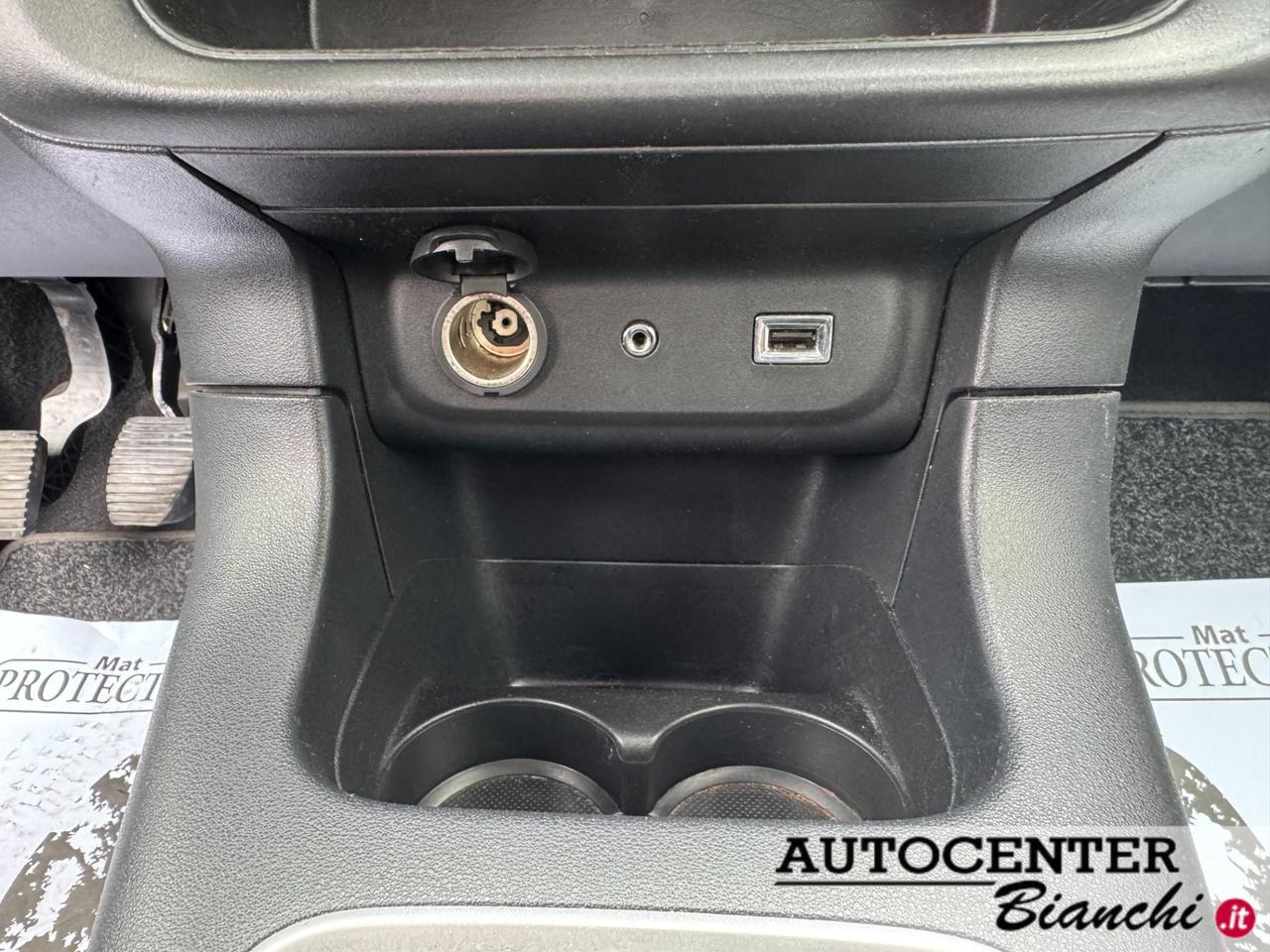 Citroen C3 1.2 puretech Shine 82cv