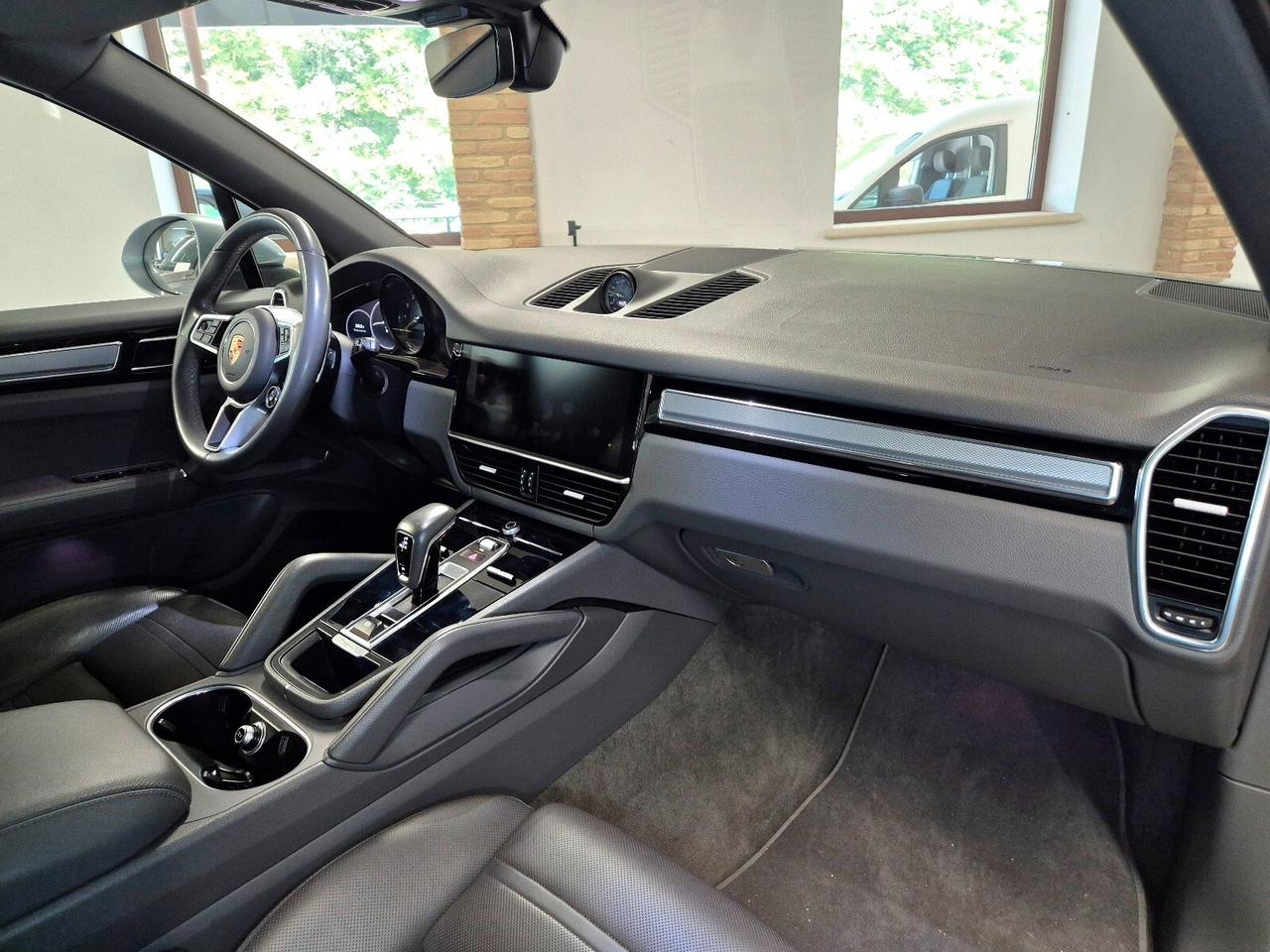 Porsche Cayenne 3.0 V6 E-Hybrid