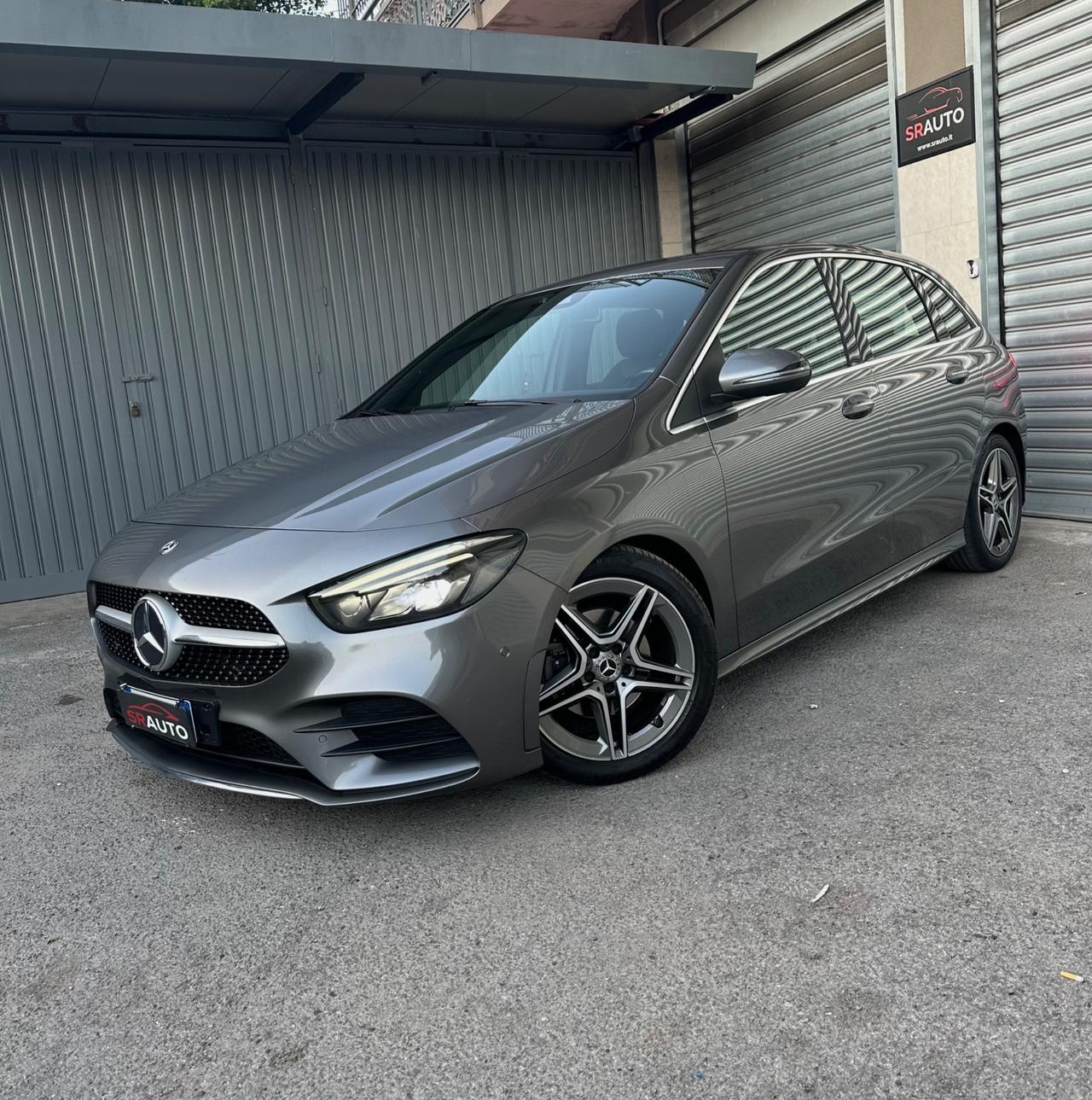 Mercedes-Benz B 180 d Automatic Premium AMG