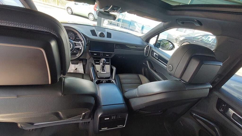 Porsche Cayenne S 3.0 V6 340 cv tip tronic