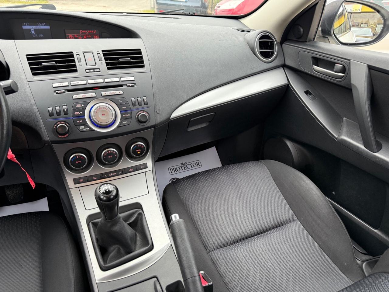 Mazda 3 1.6 MZ-CD 109 CV 5p. Advanced Unico Top