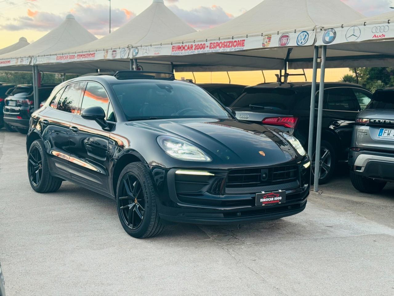 PORSCHE MACAN FULL BLACK ( IVA ESPOSTA )