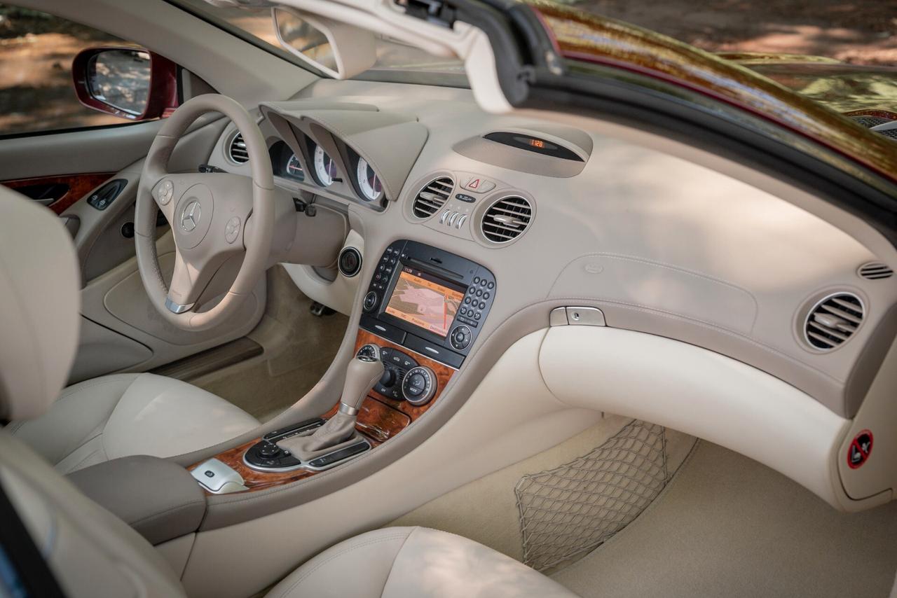 Mercedes SL 350 V6 315cv | 11 Tagliandi Mercedes | 31.000km