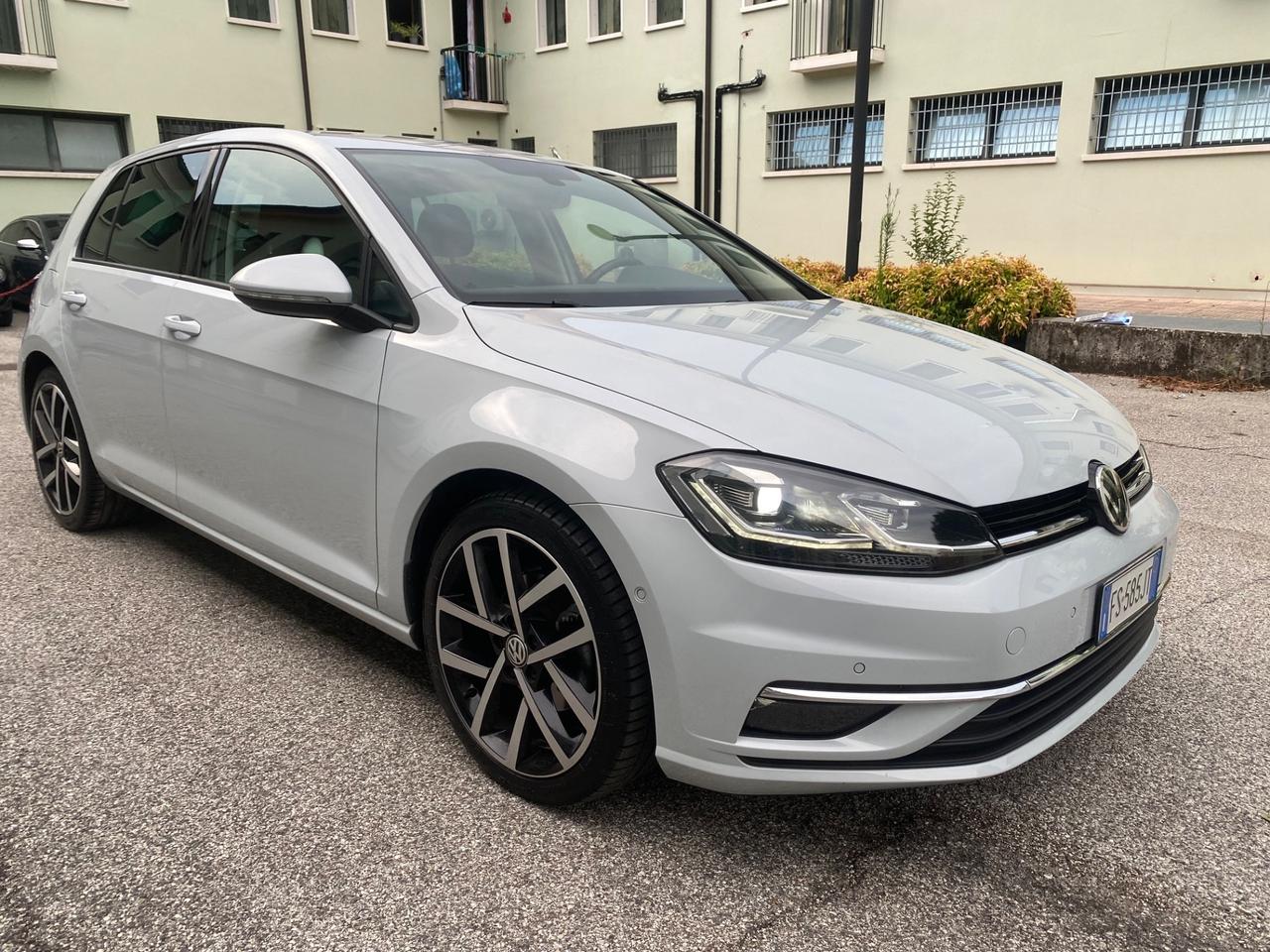 Volkswagen Golf 2.0 TDI DSG 5p. Sport BlueMotion Technology