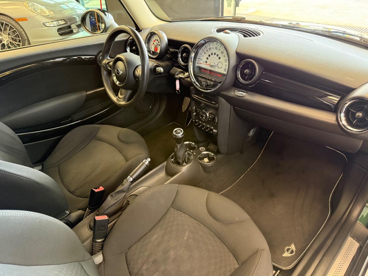 Mini Cooper SD 2.0 143cv 2013