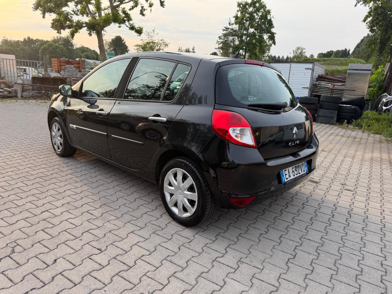 Renault Clio 1.2 16V 5 porte GPL Dynamique