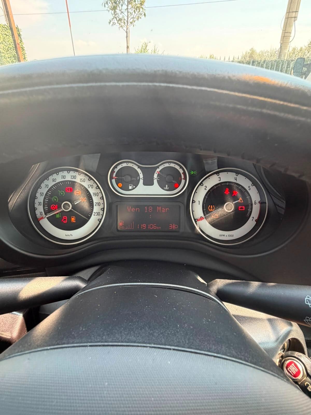 Fiat 500L 0.9 TwinAir Turbo Natural Power Pop Star