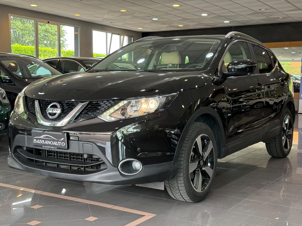 Nissan Qashqai 1.5 dci Tekna 110cv TETTO+CAMERE 360°