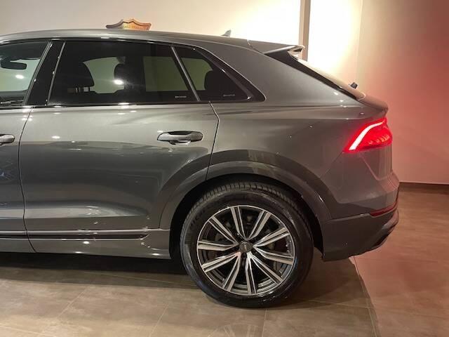 Audi Q8 50 3.0 tdi mhev Sport quattro tiptronic