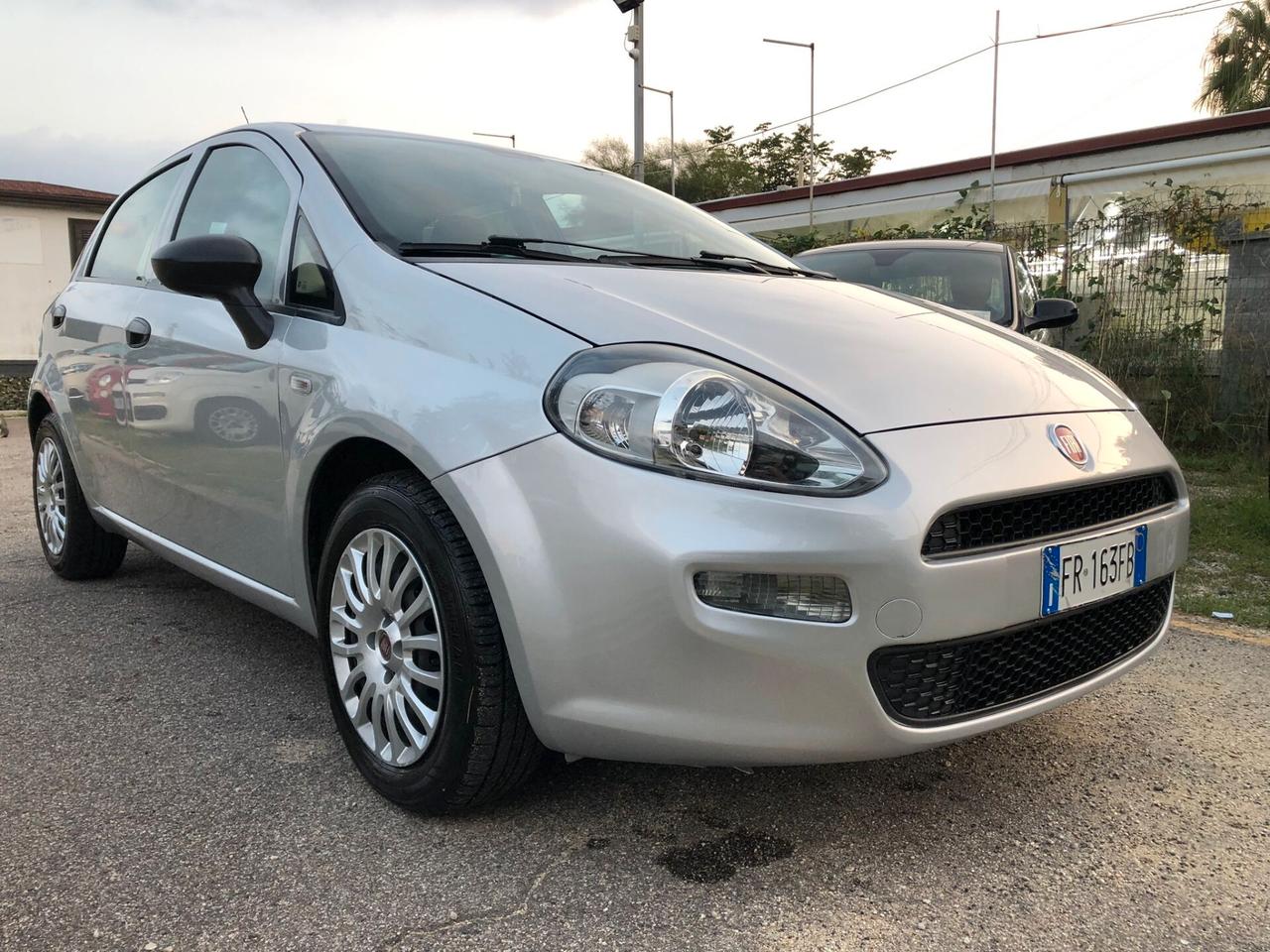 Fiat Punto 1.3 MJT II S&S 95 CV 5 porte Street