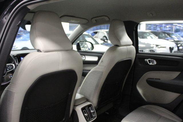 VOLVO XC40 2.0 D3 150 CV Momentum Pro Automatica