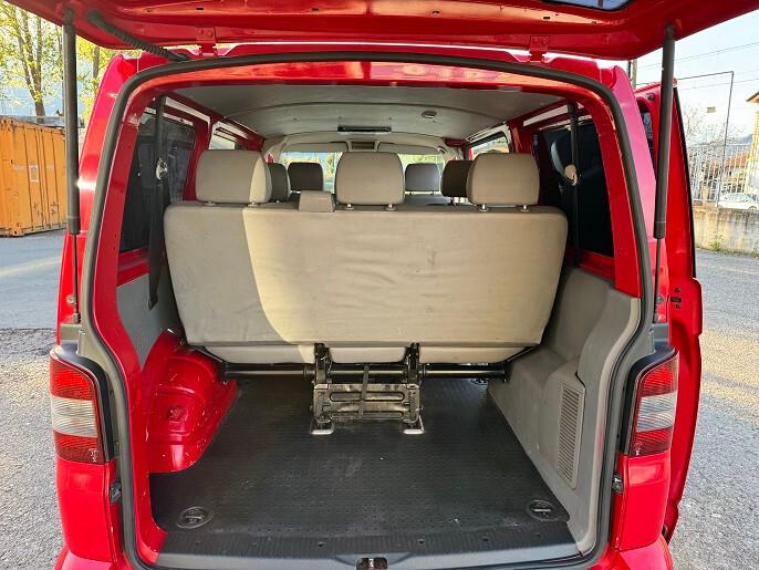 Volkswagen Transporter 2.5 TDI/130CV PC Kombi