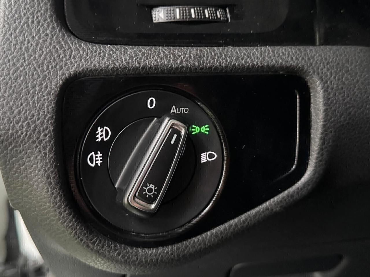 Volkswagen Golf 2.0 TDI DSG 5p. Highline BlueMotion Technology