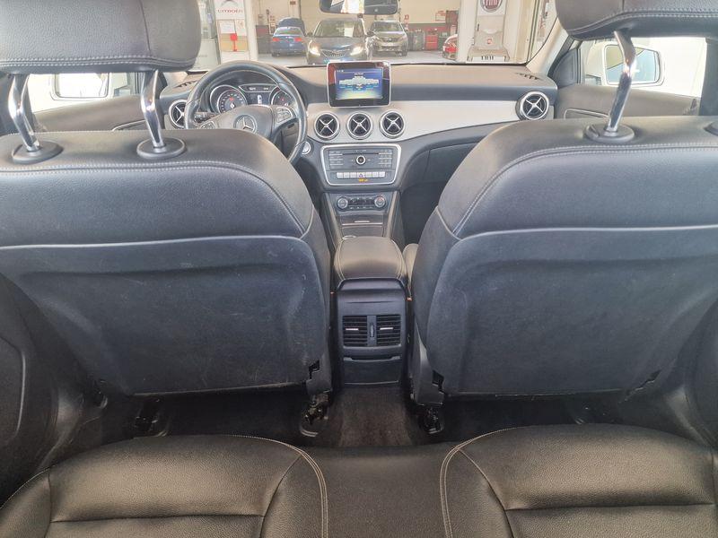Mercedes-Benz GLA-X156 2017 - GLA 180 d Sport auto