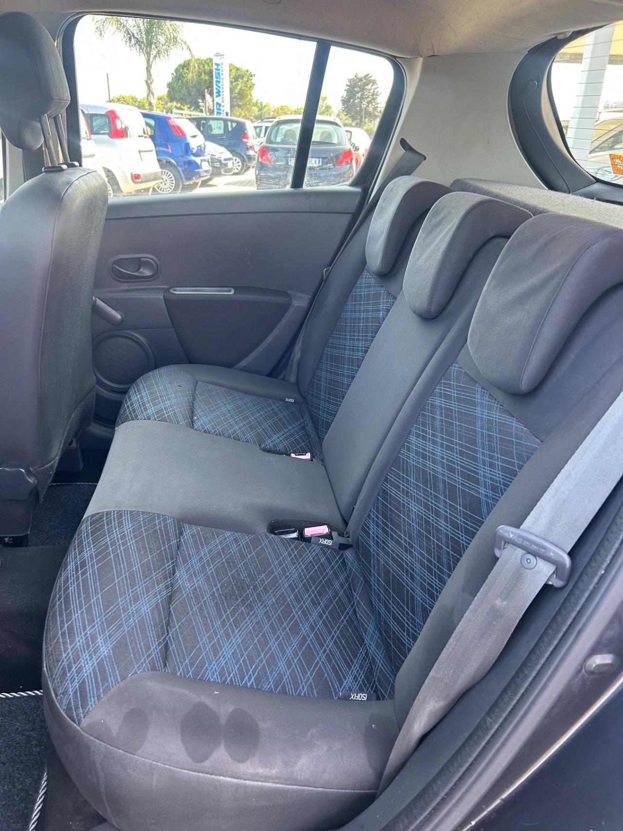 Renault Clio Storia 1.2 16V 5 porte Dynamique