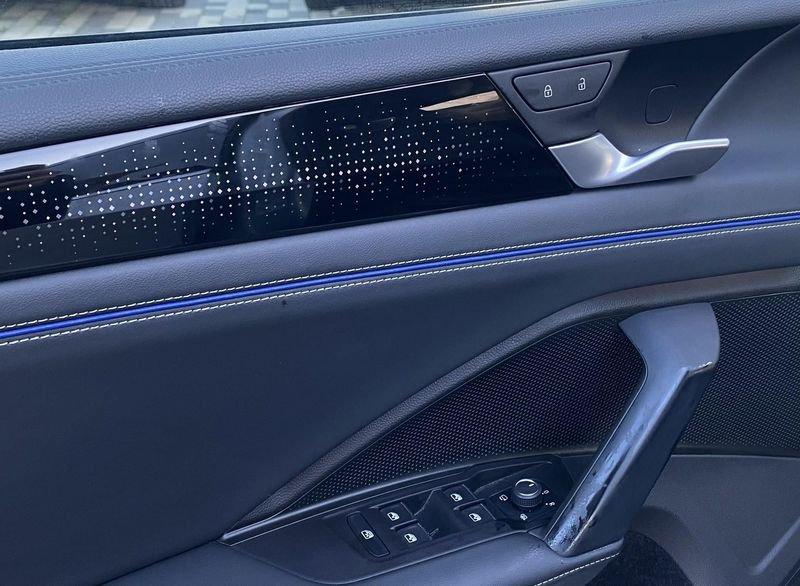 Volkswagen Tiguan R-Line 2.0 TDI 150CV DSG