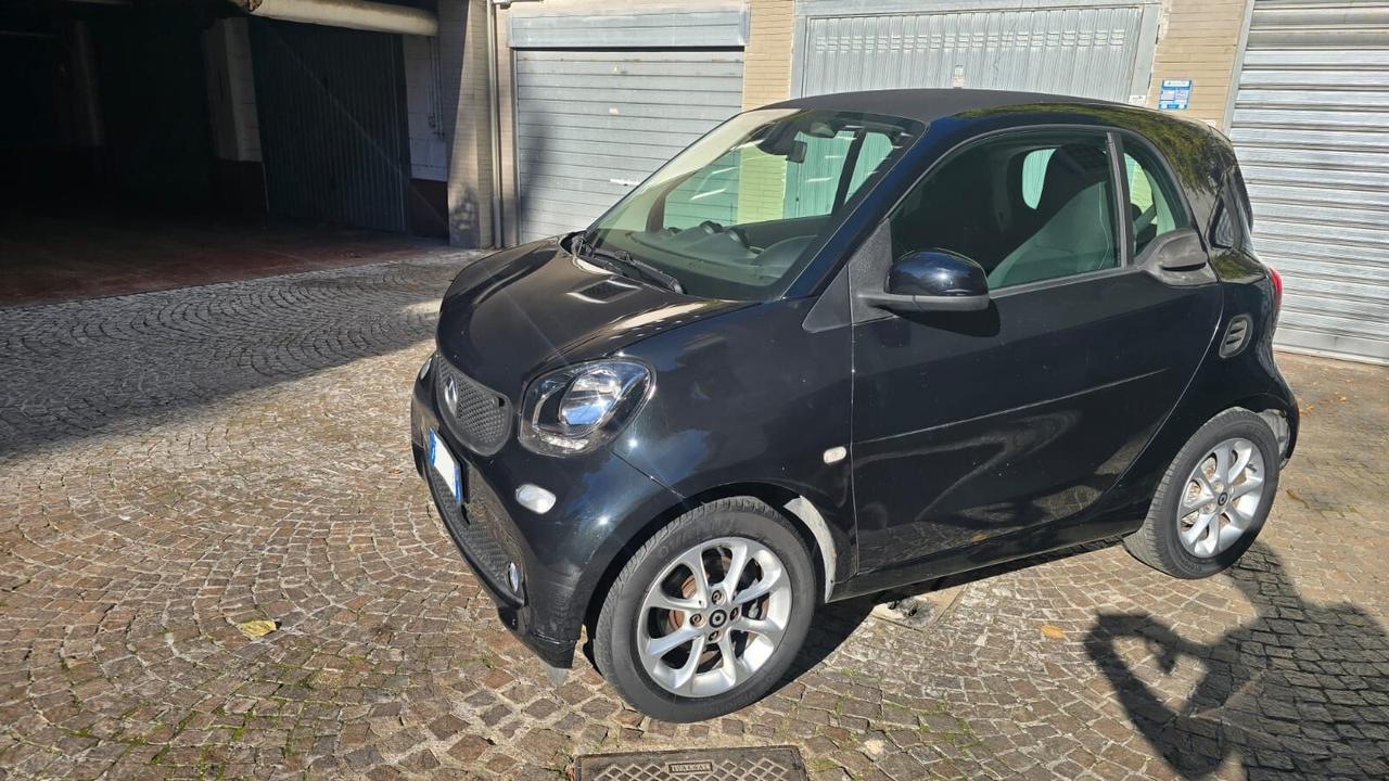 Smart ForTwo 1.0 71cv Coupe Clima cambio Auto