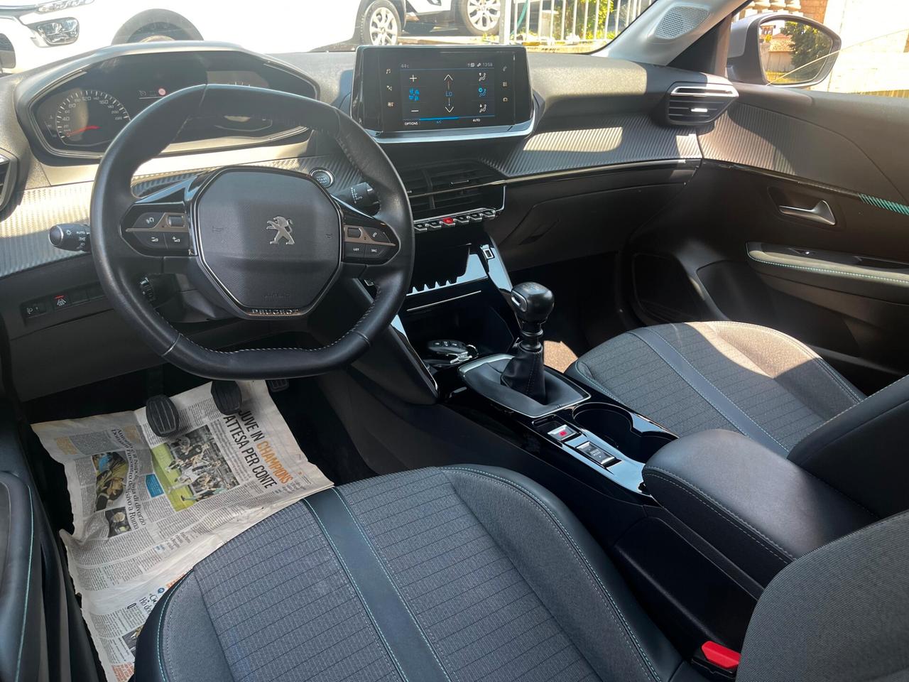 Peugeot 208 PureTech 100 Stop&Start 5 porte Allure