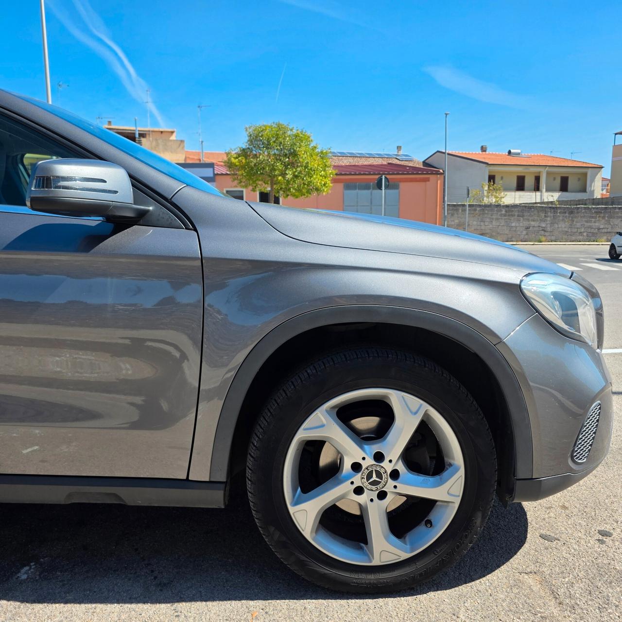 Mercedes-benz GLA 200 d Premium
