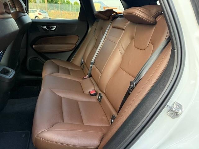VOLVO XC 60 XC60 B4 (d) Geartronic Inscription N1
